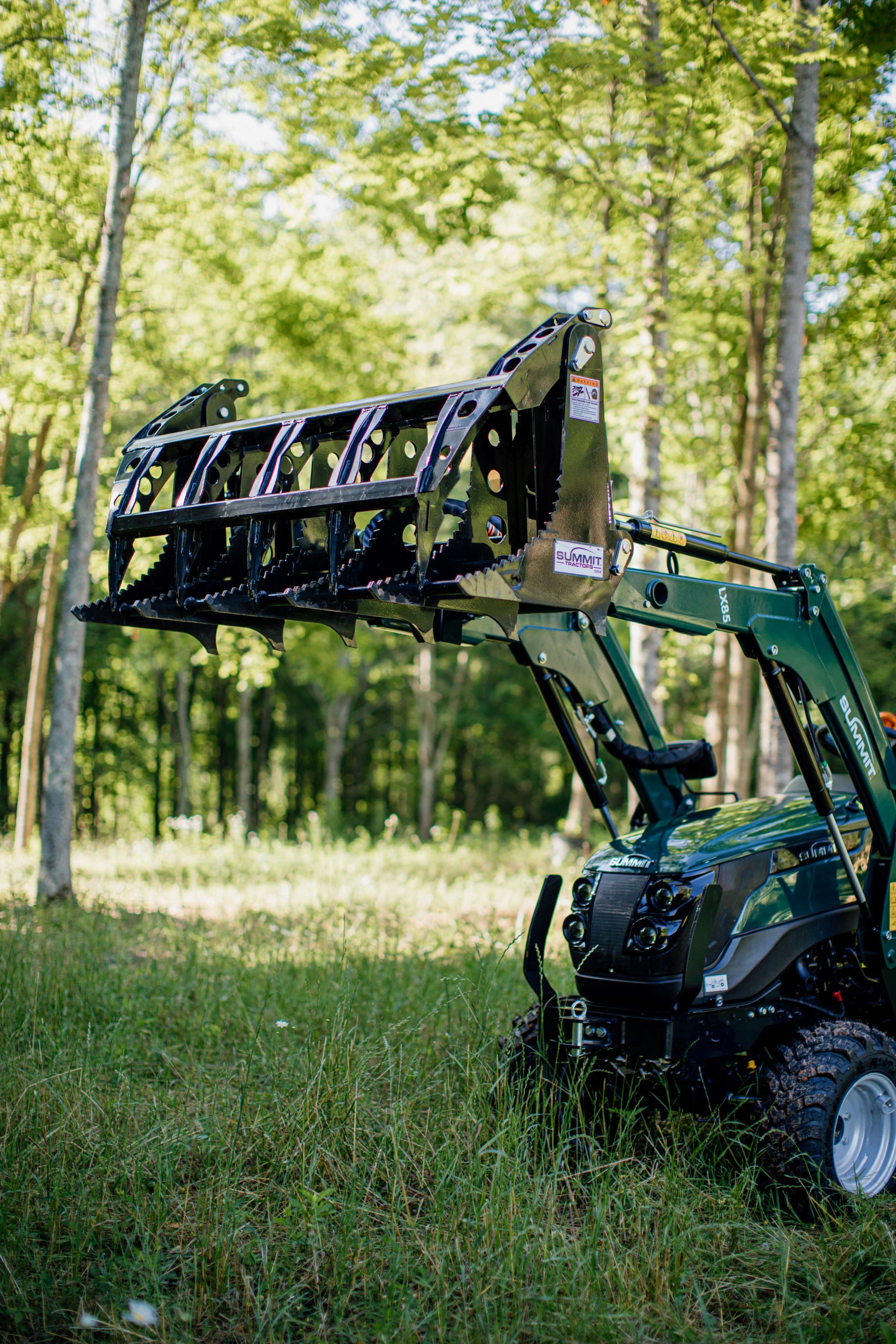 Gx Series Grapples Jdqa For John Deere Quick Attach Equipped Loaders Summit Tractors 